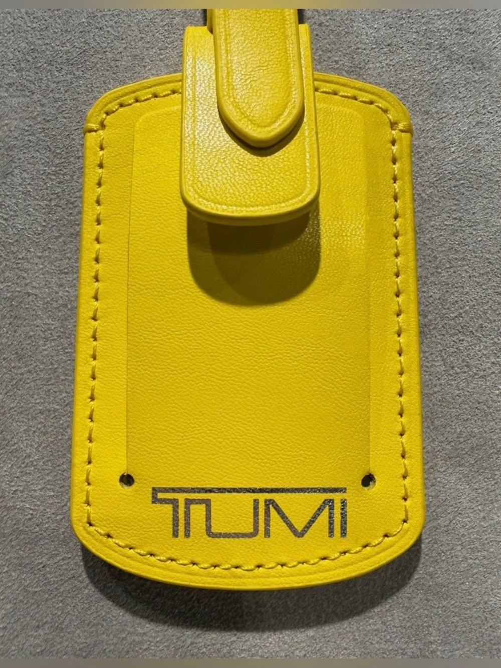 NEW Tumi 3.625” x 2.25” Leather Luggage Name Tag w/ Buckle - FINCH YELLOW